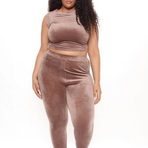 FashionNova Curve Velour Legging Set
